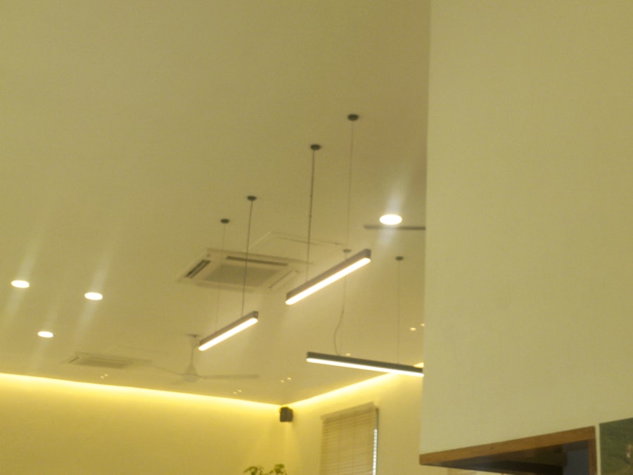 Plaster ceiling with L-box cove lighting